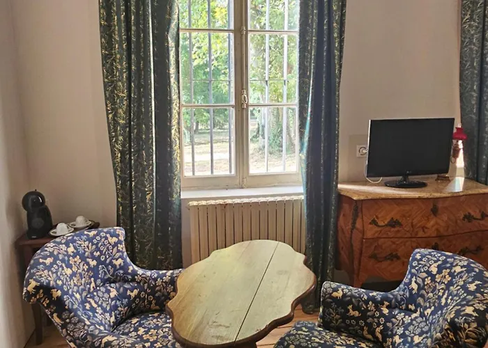 Domaine De Mathabiau ホームステイ *