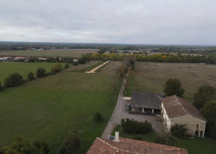 ホームステイ Domaine De Mathabiau